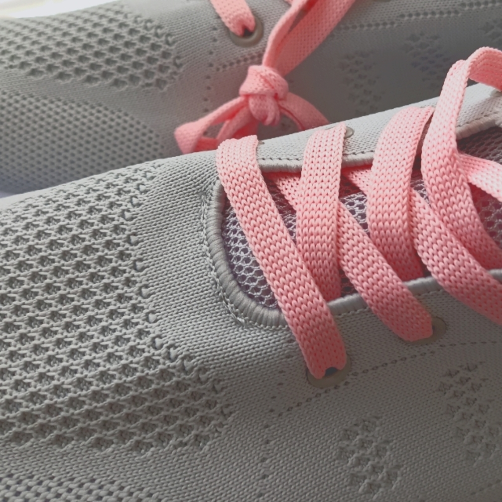 Ultra Light Breathable Knit Sneakers, size 10.5 - Picture 6 of 11